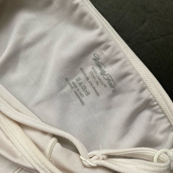 Vanity Fare Body Caress Cami Top Sz XL Stretchy Nylon White - Picture 4 of 5